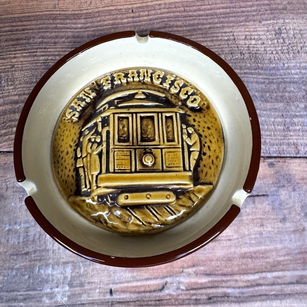 Vintage San‎ Francisco Ceramic Ashtray Cable Car Relief Souvenir  Japan 1970s